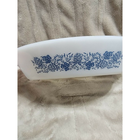 Vintage Glass bake Divided Casserole Dish White Blue Clover 12" J232 - Picture 3 of 5